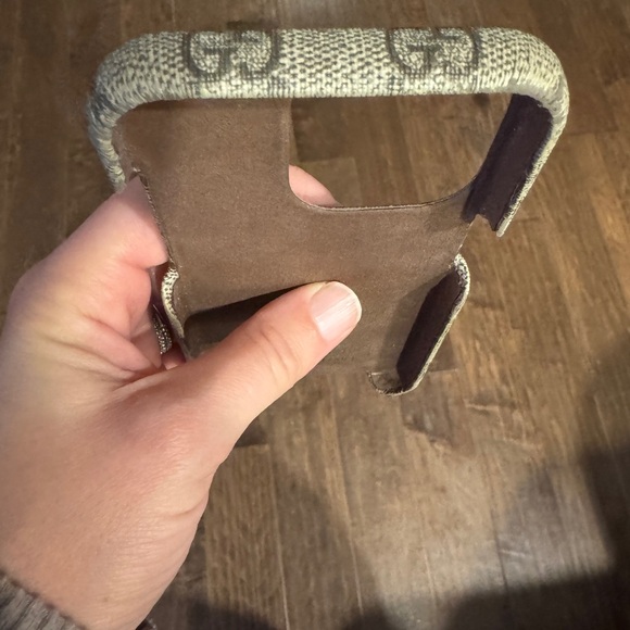 iPhone 15 Pro Gucci Ophidia Case - Picture 9 of 10